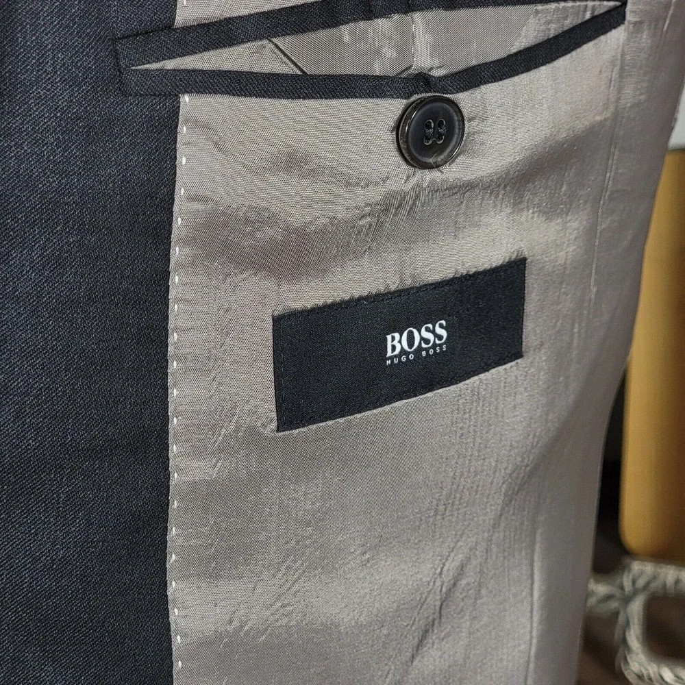 Hugo Boss Pasolinl movie Men's Sport Coat Blazer Two Button Black‎ Charcoal 42L
